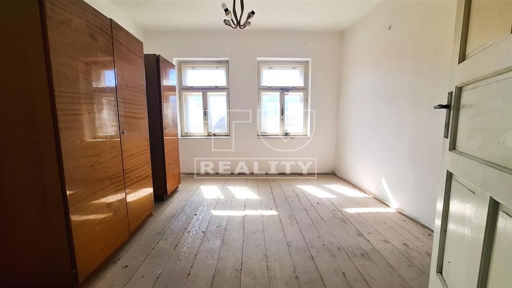 Na predaj víkendová chalupa v obci Krnča s pozemkom 500m2 - 2