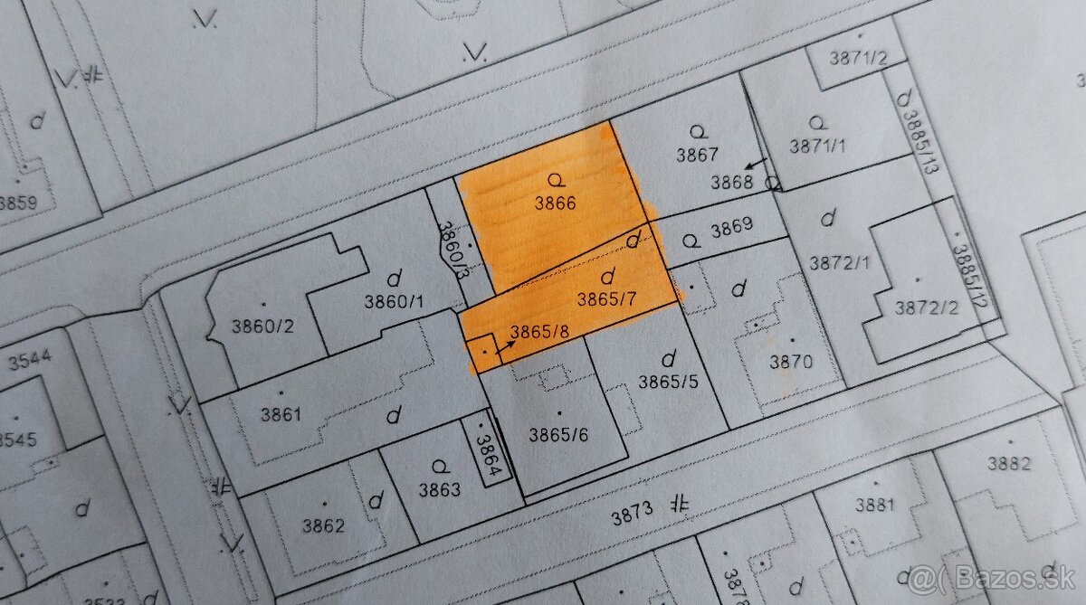 Pozemok na predaj v centre mesta Humenné - 2