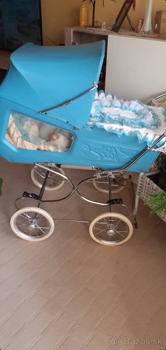 HĽADÁME retro kočík - 2