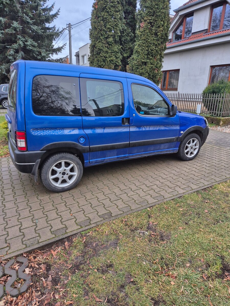 Peugeot partner 1,6 benzin - 2