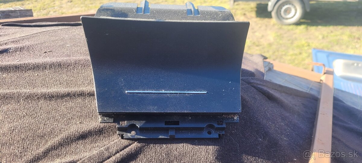 Náhradné diely interiéru Škoda Octavia 2 - 2