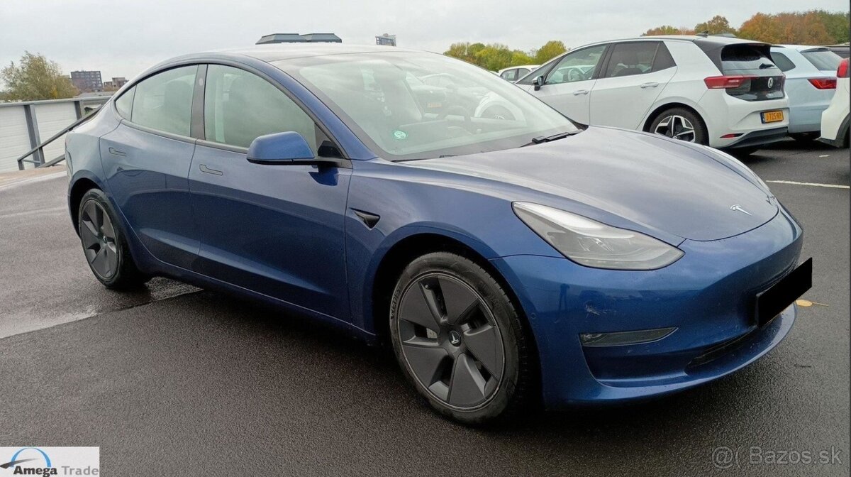 Tesla Model 3 LR, tepelné čerpadlo, LED Matrix - 2