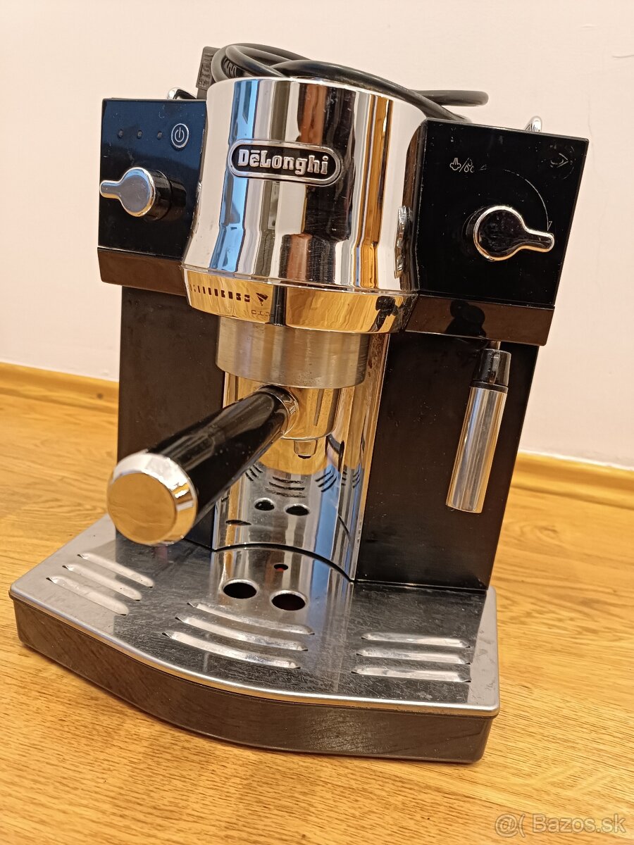 Delonghi EC820B - 2