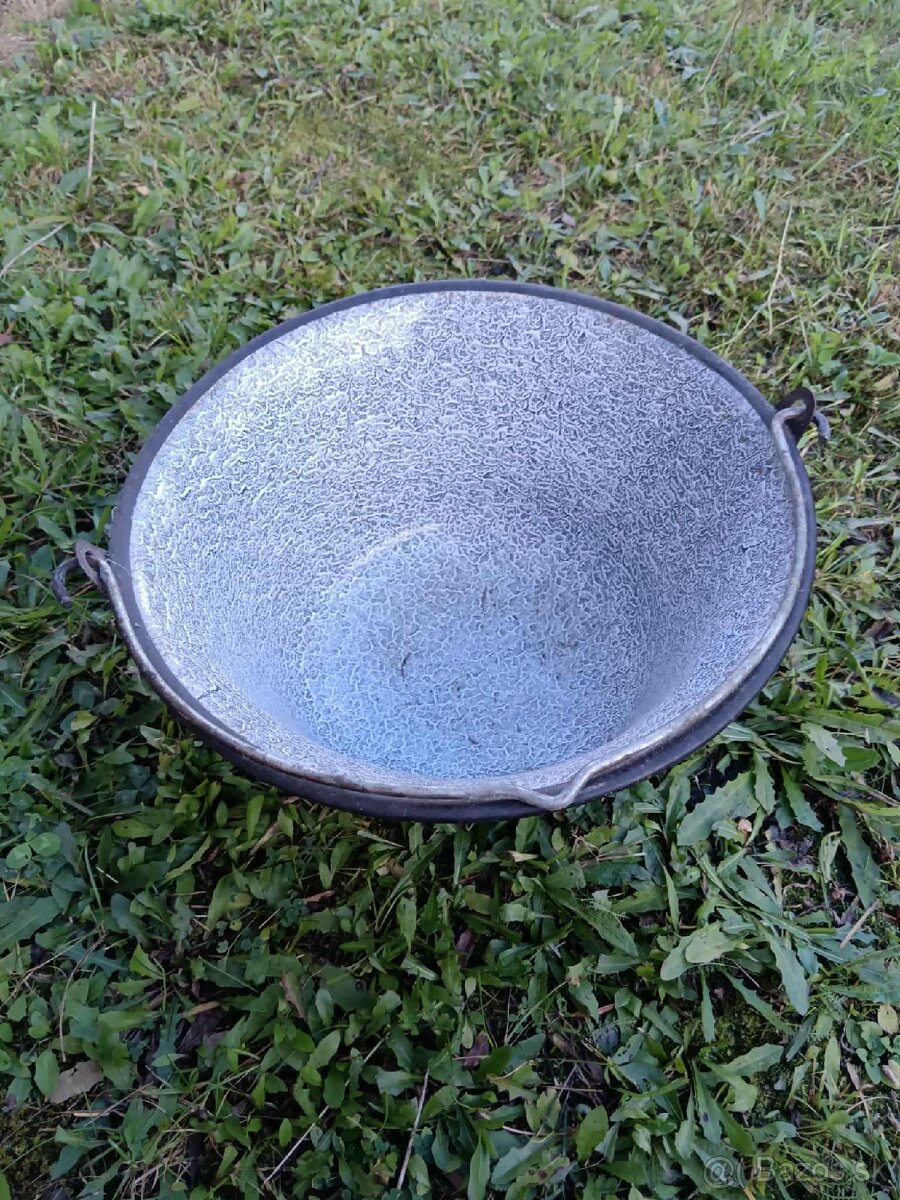 Kotlik na gulas 13 L - 2