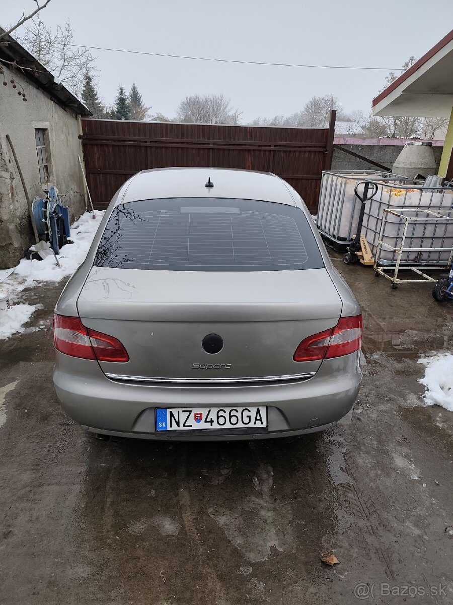 Skoda Superb 2.0 tdi - 2