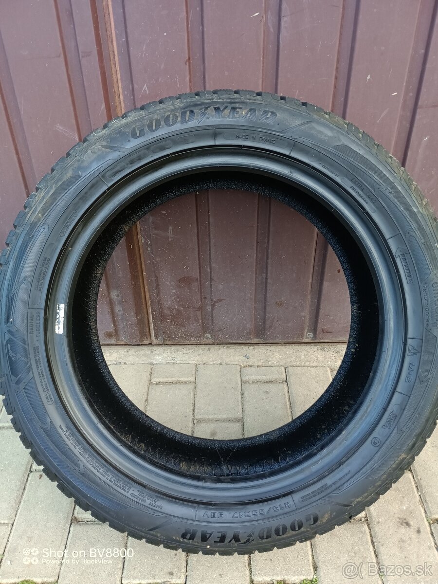 215/55R17 98V - 2