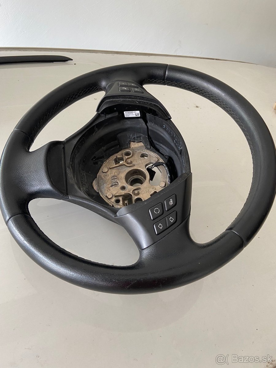 multifunkčný volant BMW E90,E91 - 2