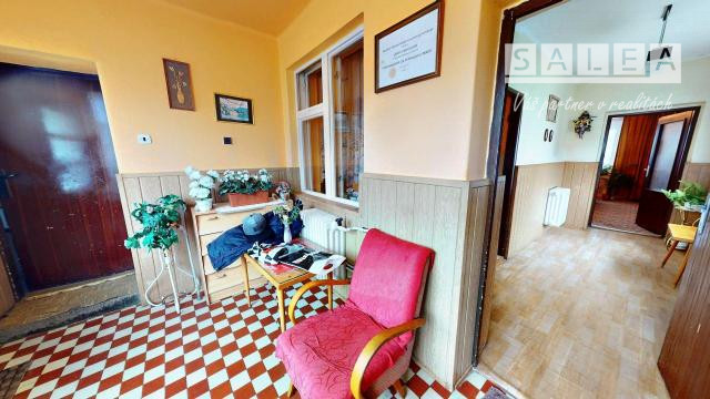 Rodinný dom v obci Dolný Lopašov o výmere 1709m2. - 2