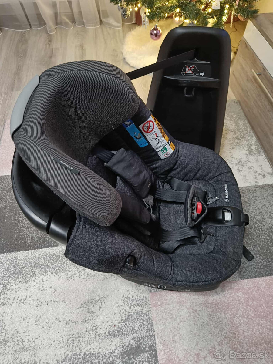 Maxi-Cosi AxissFix Nomad Black - 2