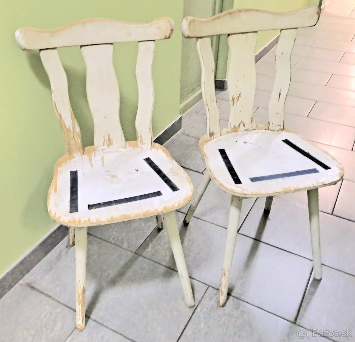Pekne retro stolicky - 2