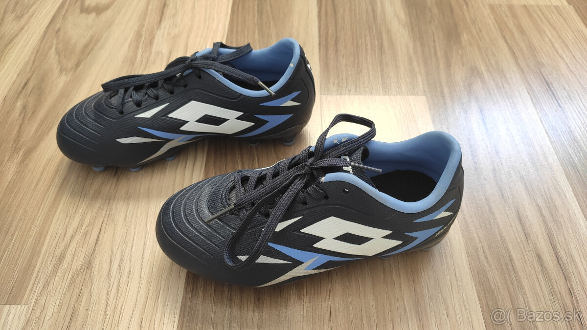 Chlapčenské kopačky LOTTO veľ.30 - 2