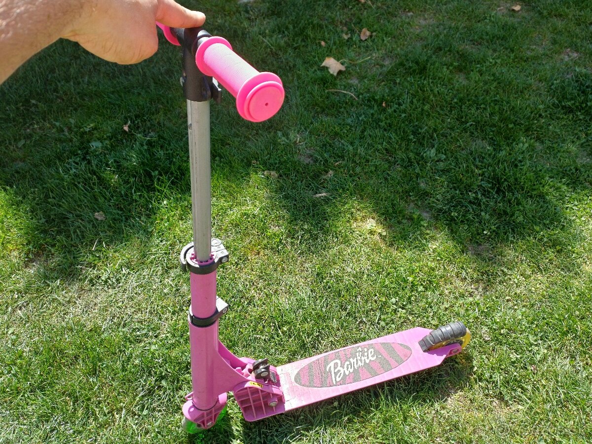 Dievčenská kolobezka - 2