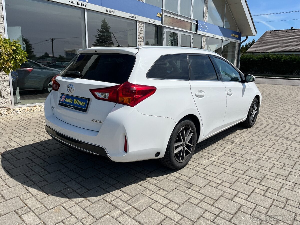 AURIS 1.6 Benzín LPG - 2