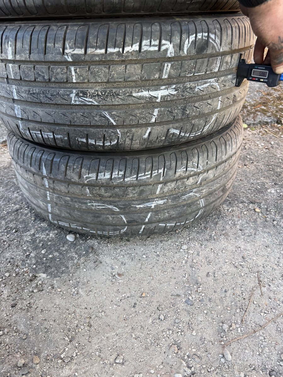 L573 4ks letné 215/45R18 - 2