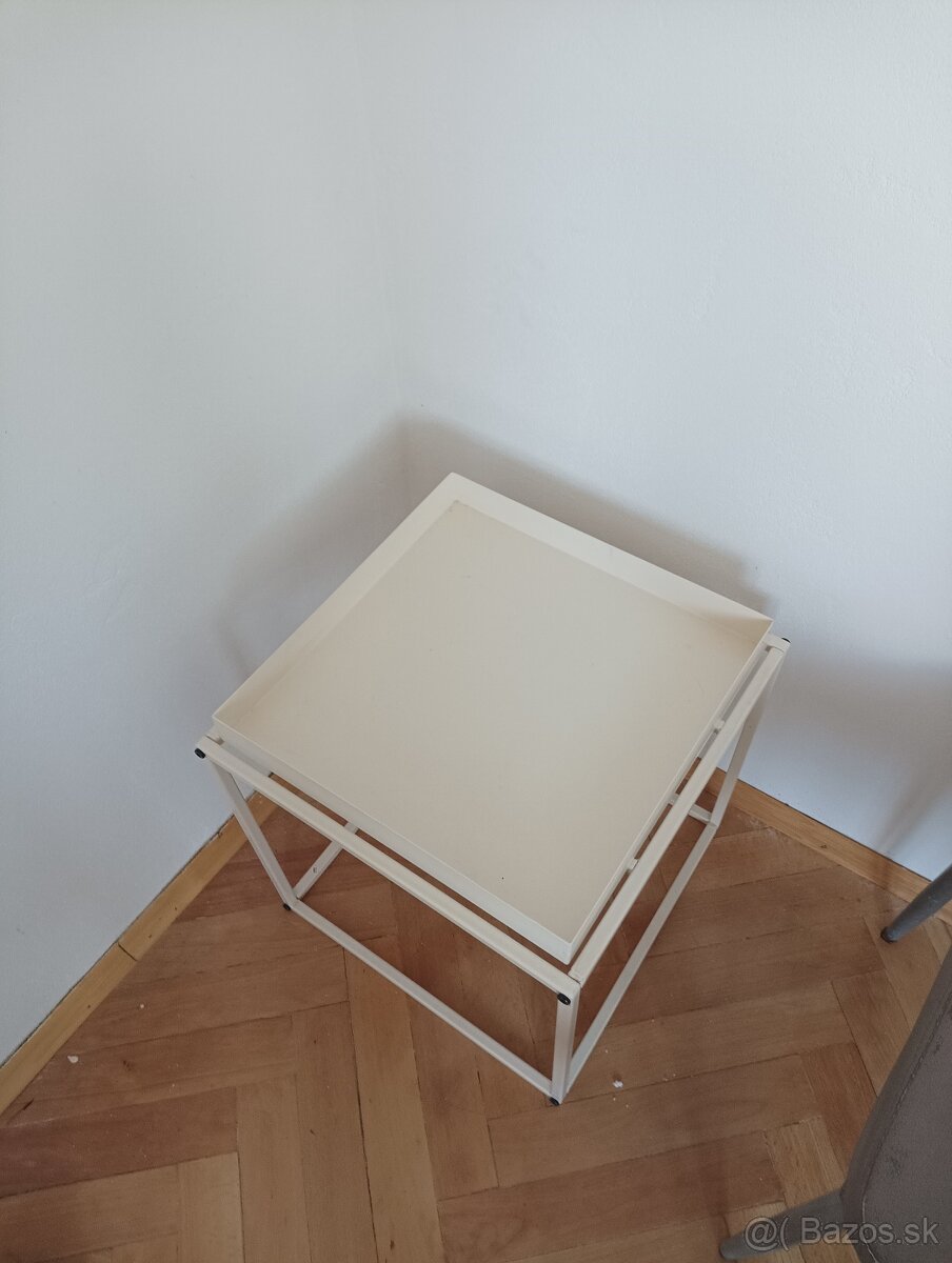 Malý stolík 5 eu - 2