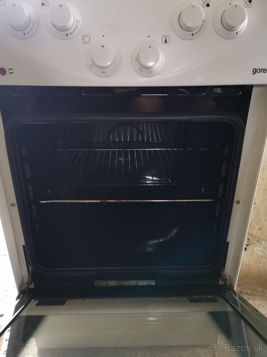 Elektrický sporák ELECTROLUX LKR564200W - 2