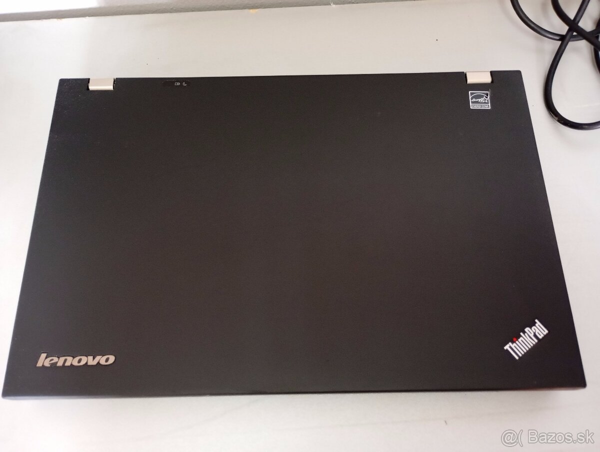 predám LENOVO THINKPAD T530 , poškodený displej - 2