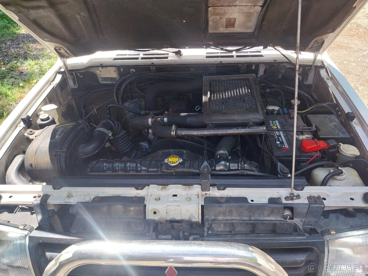 Predám Mitsubishi pajero 2,5GLX - 2
