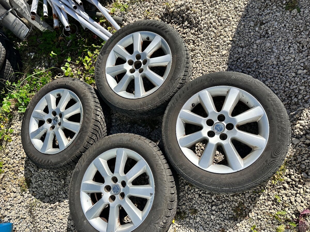 Predám Alu disky toyota 5x100 R16 zimné gumy 205/55R16 - 2