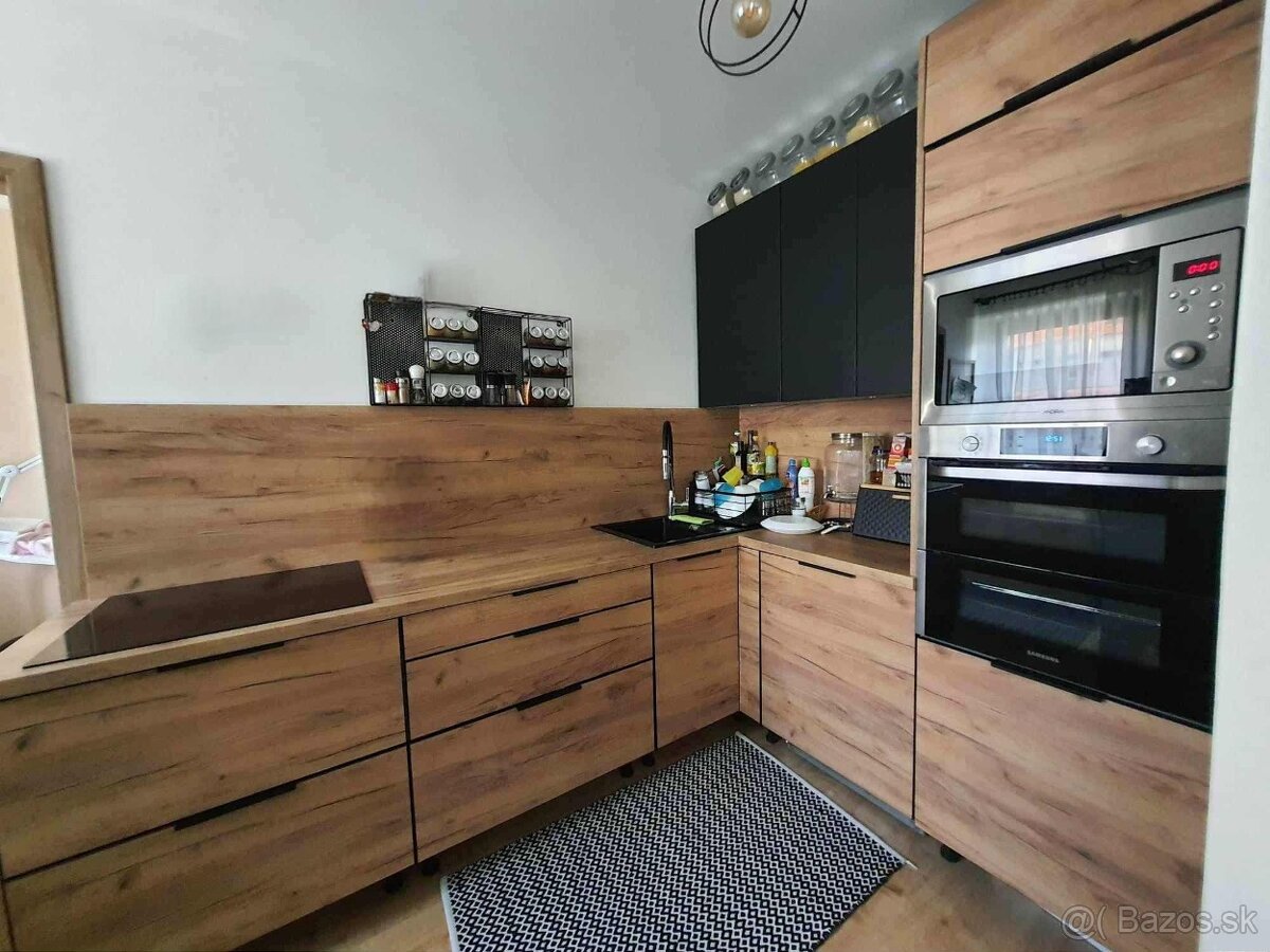 Predam rodinný dom pi kompletnej rekonštrukcii Poprad-Matejo - 2