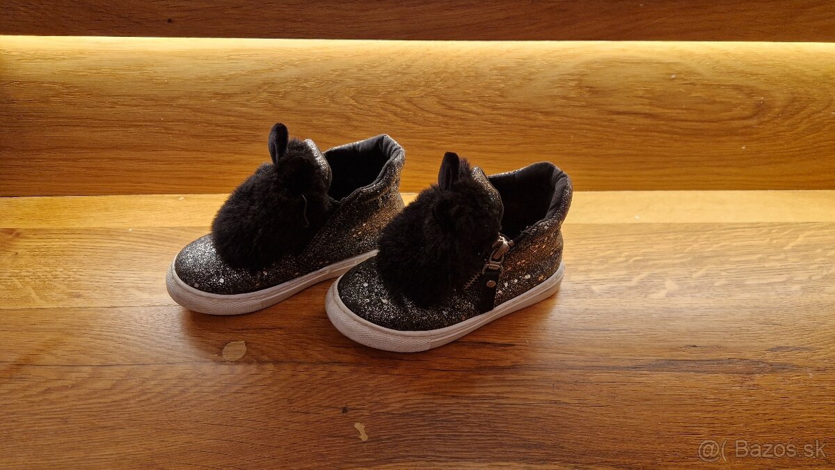 Detska obuv velkost 26 - 2