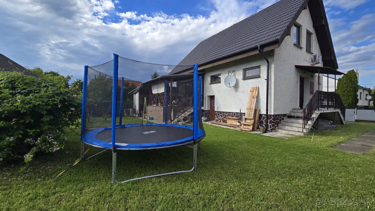 Predaj priestranného rodinného domu vo Vozokanoch pri Galant - 2