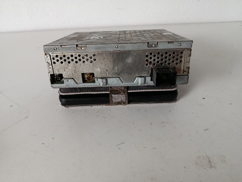 autoradio zosilnovac mercedes a2118702489 50€ - 2