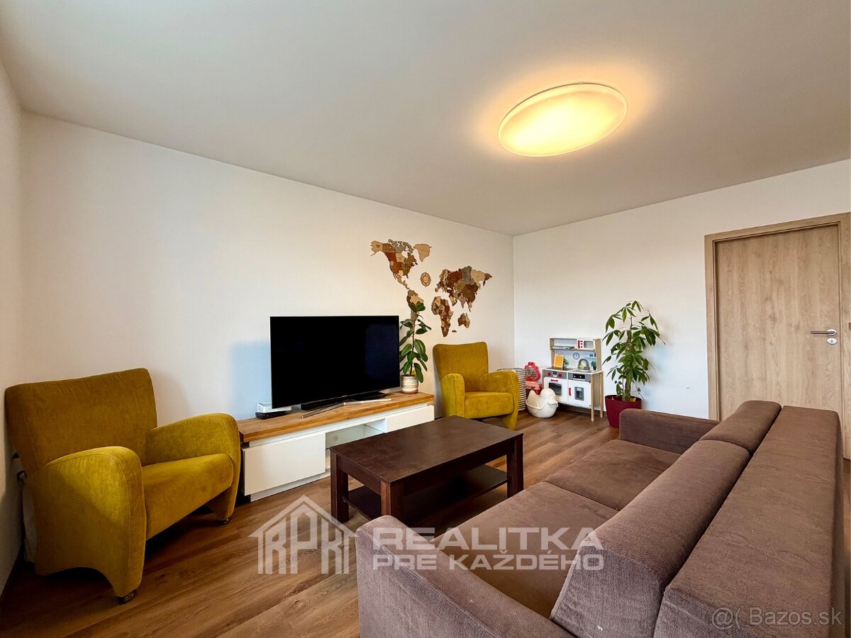 Na predaj krásny a zariadený 3 izbový byt v Žiline - 2
