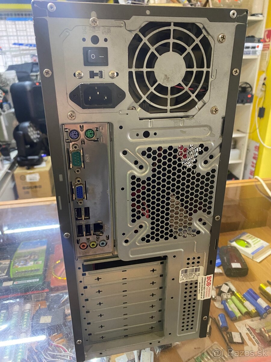 Stary pocitac. 50€ - 2