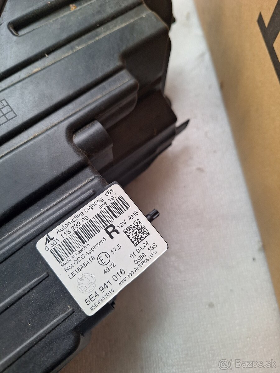 Predam predne prave svetlo na octaviu4 - 2