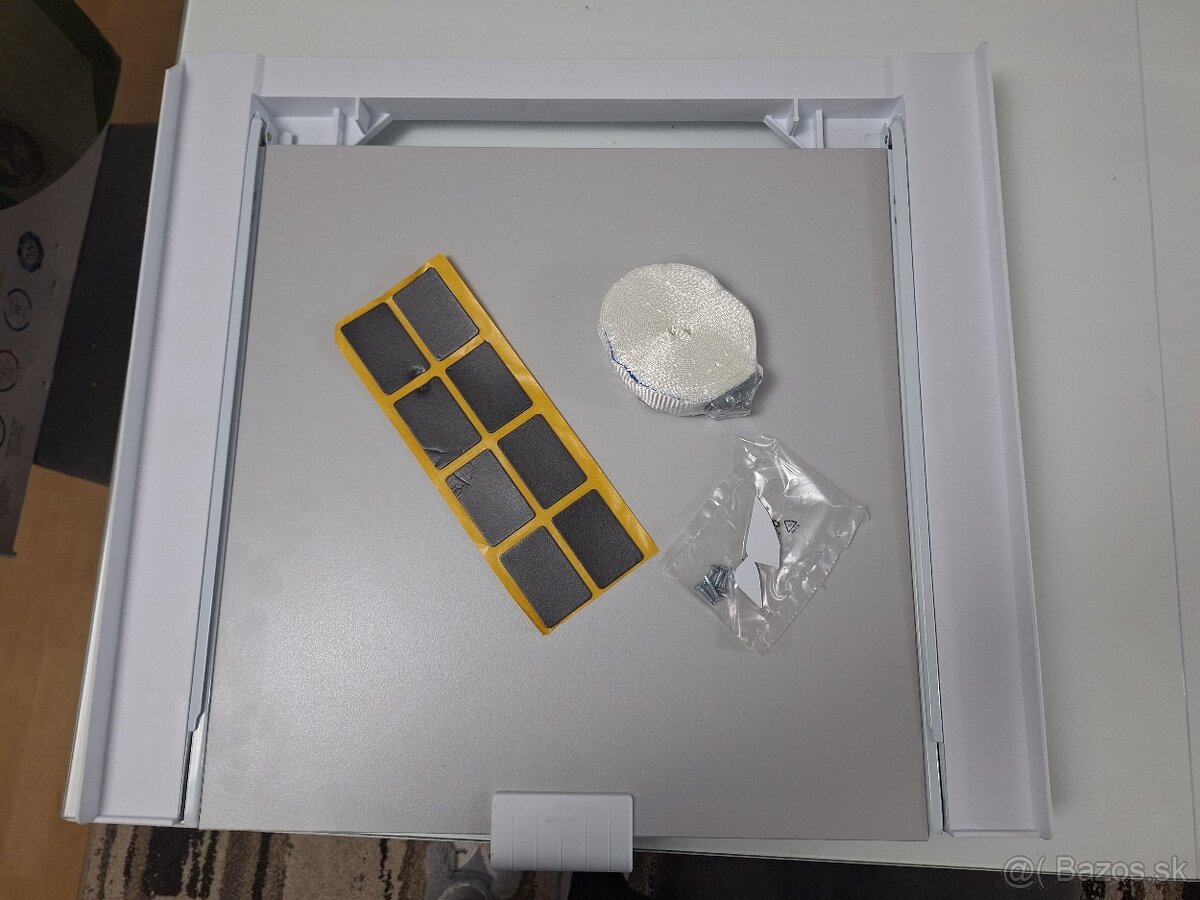 Medzikus medzi pracku a sušicku - 2