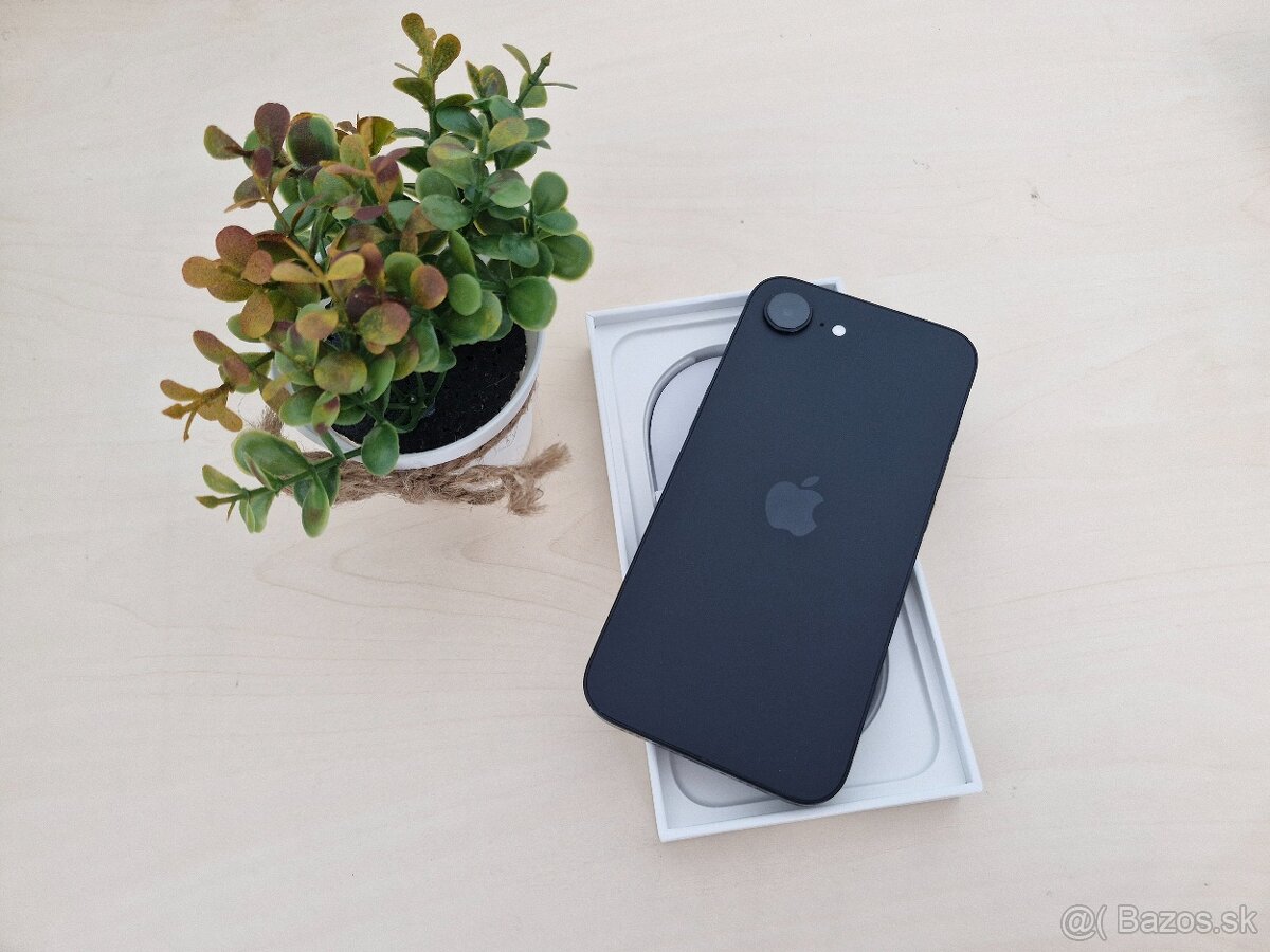 Iphone 16e 128GB Black | ZÁRUKA - 2