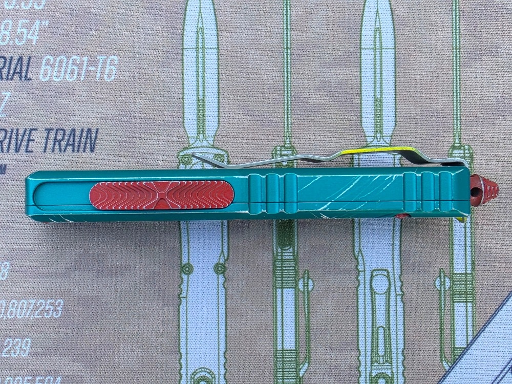 Microtech UTX-85 Bounty Hunter Drop Point Plain Blade - 2