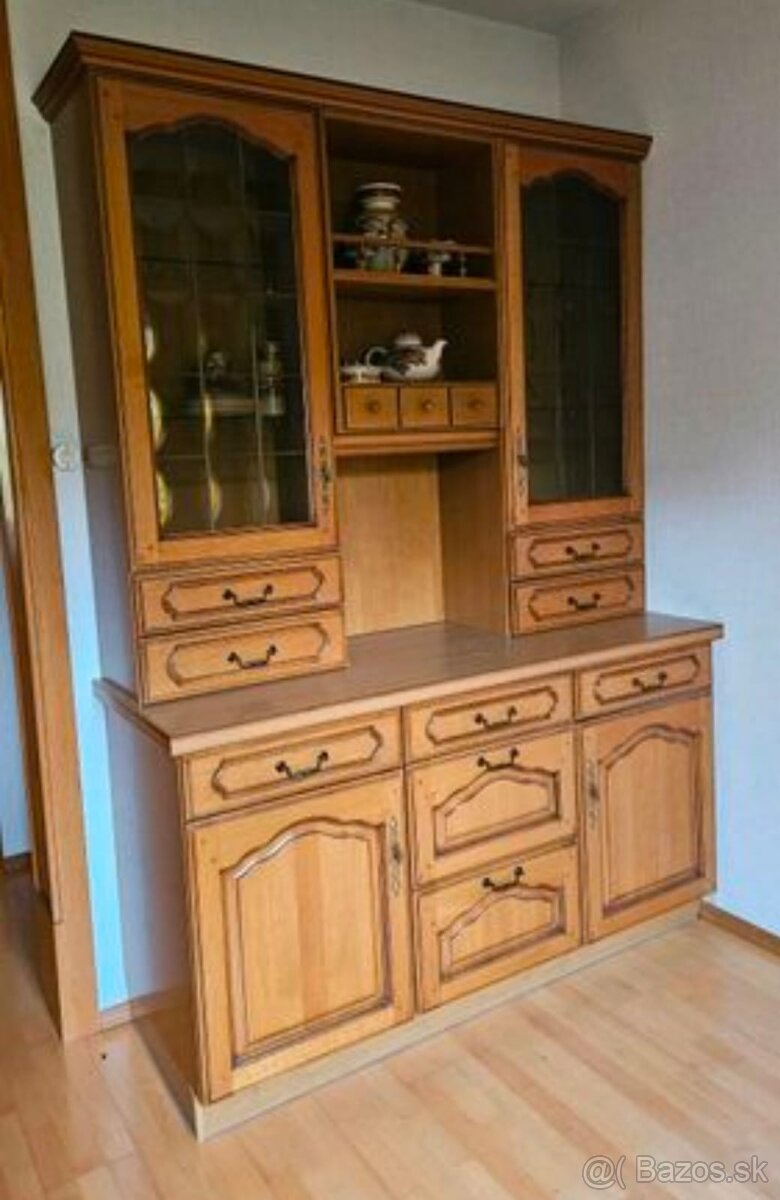 Masívna kuchynská linka z Nemecka so spotrebičmi - 2