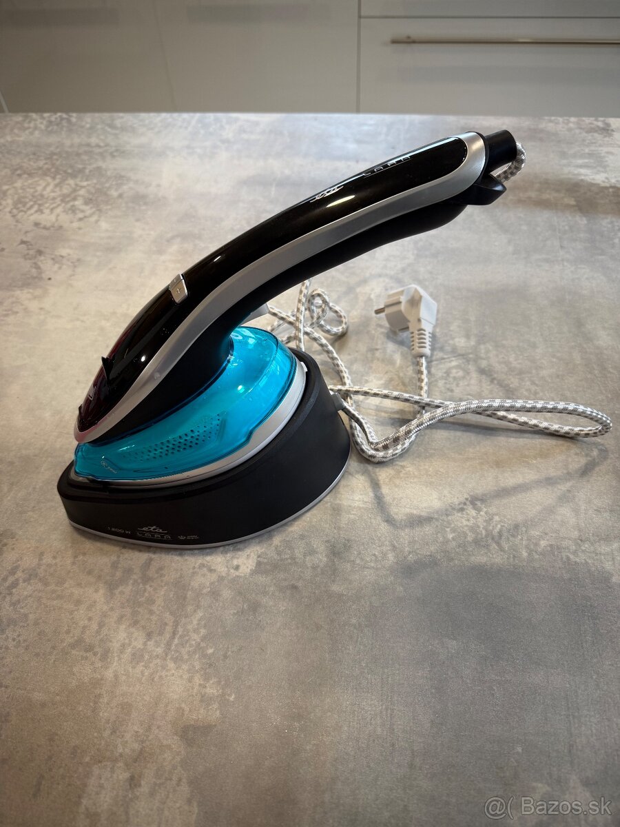 Žehlička ETA Lara - 2