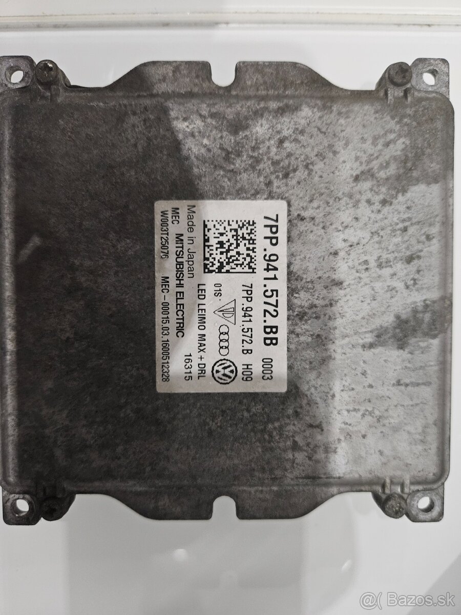 Original svetlo porsche cayenne 2014-2018 - 2