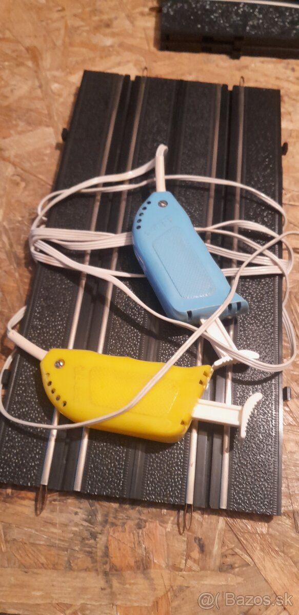 Retro autodraha ites - 2