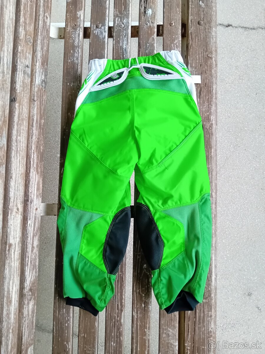 Detské kvalitné nohavice shot zelené 3-7 rokov - 2
