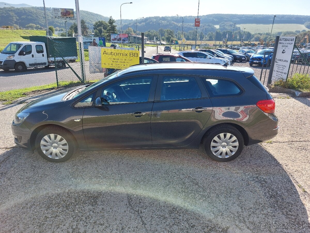 Opel Astra Sport Tourer ST 1.7 CDTI ECOTEC Enjoy - 2
