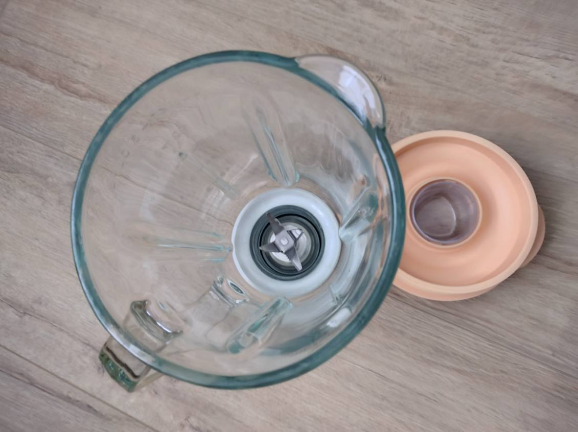 nahradna sklenená mixovacia nádoba komplet s vrchnakom a noz - 2