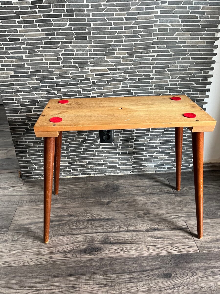 Stolík pod TV I 60. roky I Czechoslovakia I Nový Domov - 2