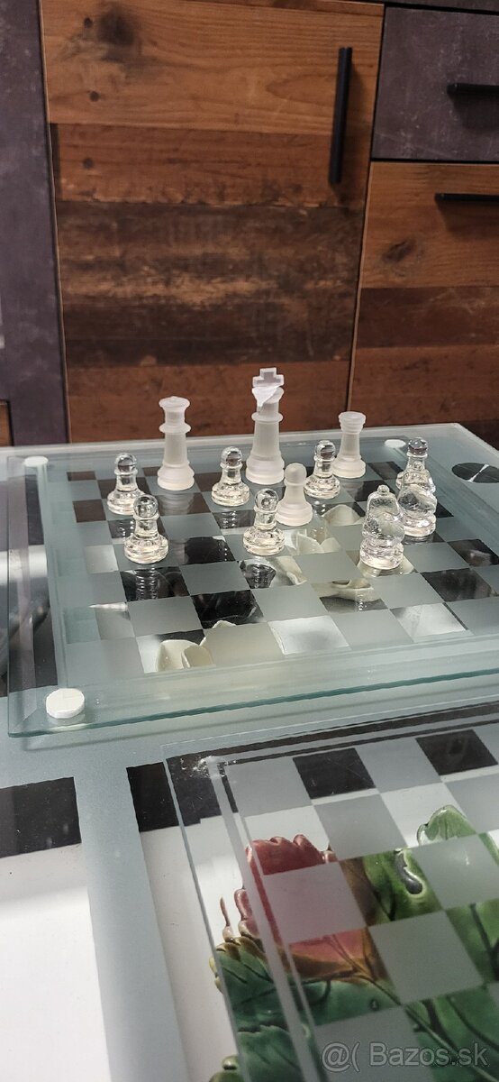 Sklenené šachy - 2