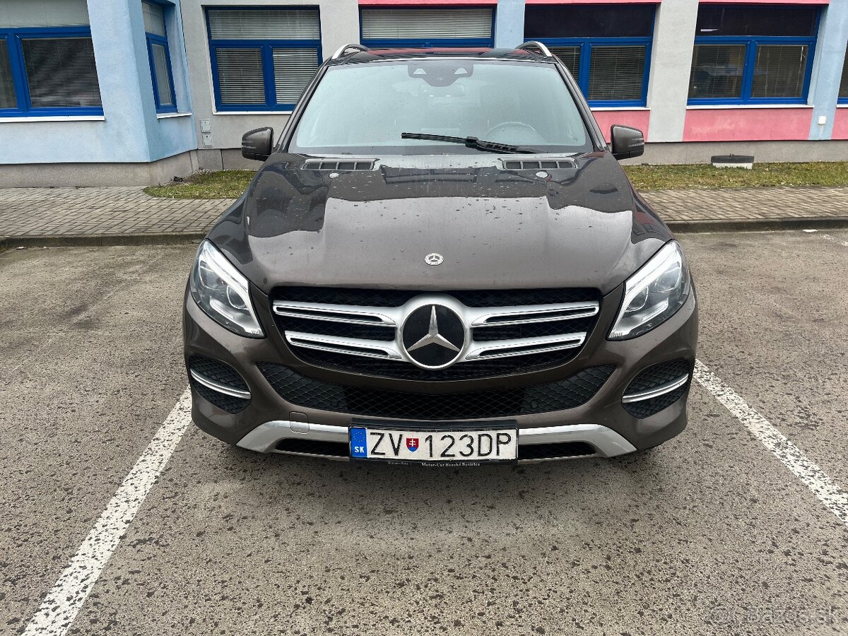Predám mercedes GLE 350d - 2