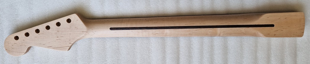 predám krk na stratocaster - 2