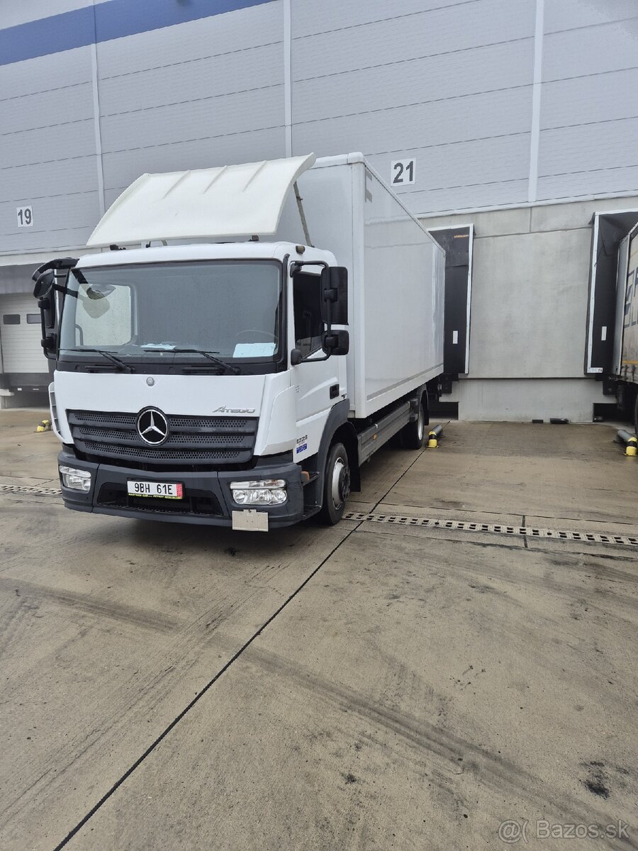 Ponúkam prácu vodiča/kuriera/ sk. C - 2