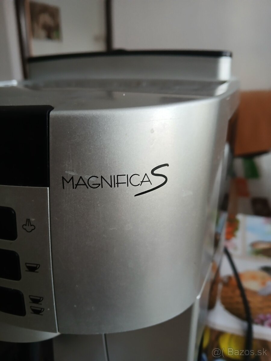 Kávovar DéLonghi - 2