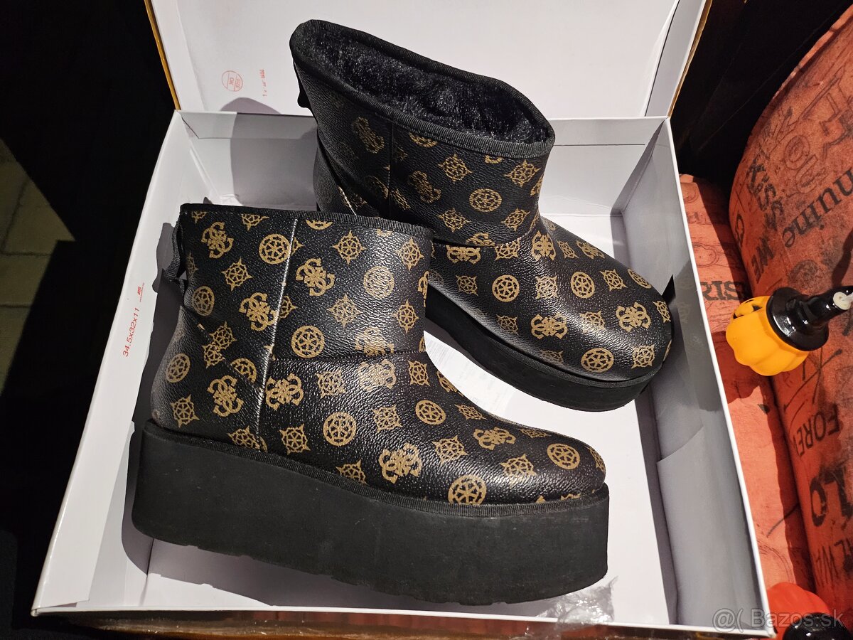 Cizmy guess 39 krasne s logom - 2