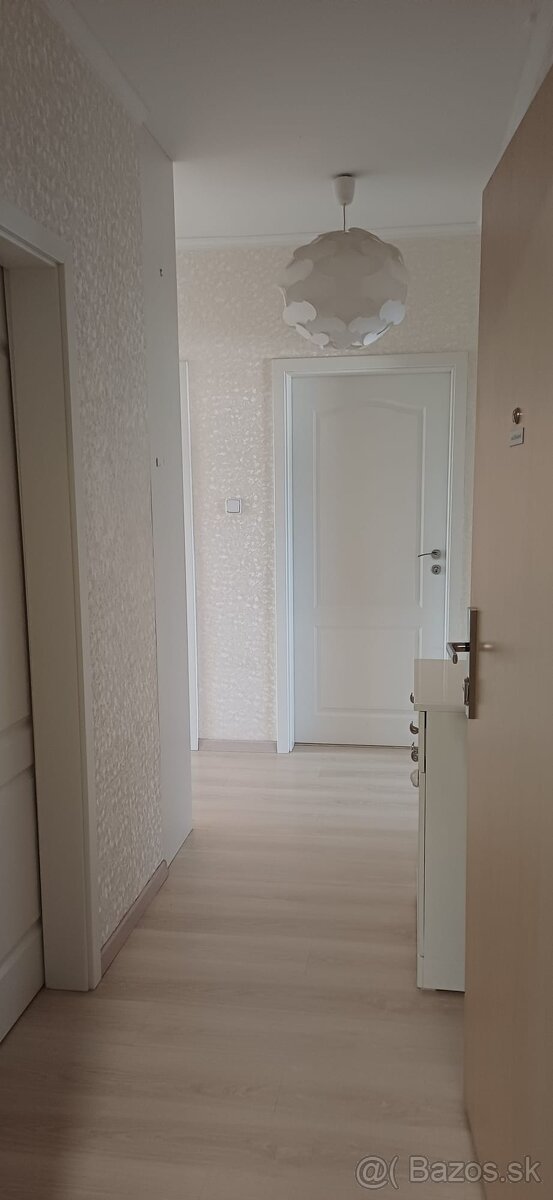 Prenajmem 3-izbový byt, Teplická, Piešťany - 2