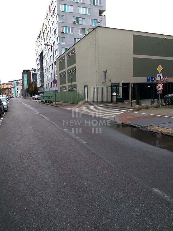 MRAZIARENSKÁ - Parkovacie miesto v parkovacom dome - 2