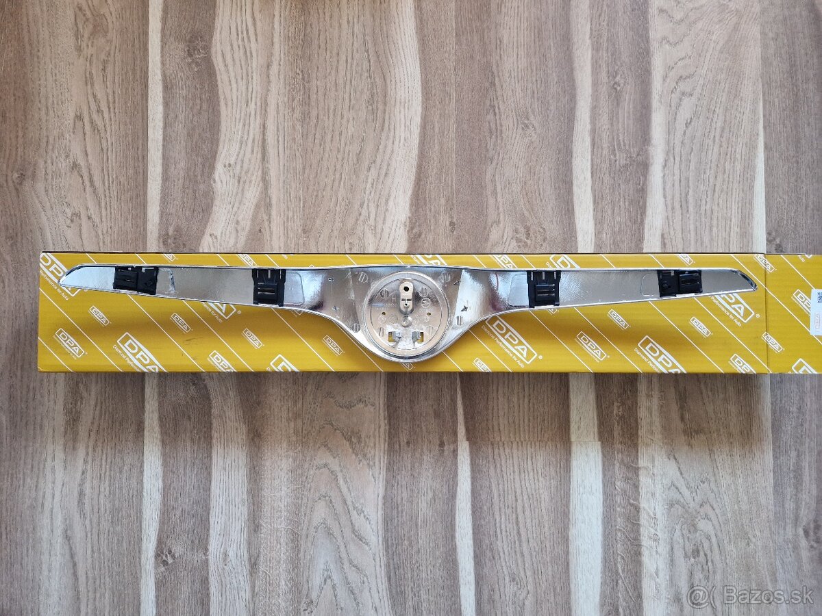 Lišta na kapotu Fabia 2 - 2